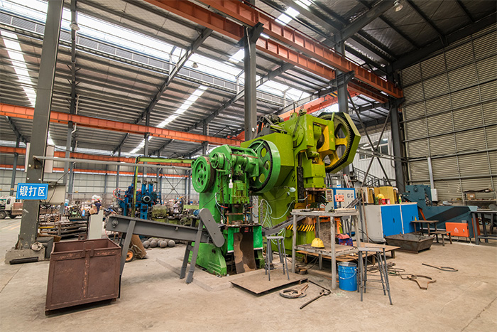 泰州网架配件-锥头加工车间